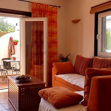 Апартаменты Cozy T2 Near The Beach