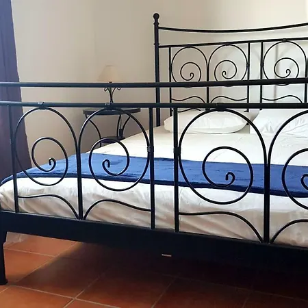 Апартаменты Cozy T2 Near The Beach Албуфейра
