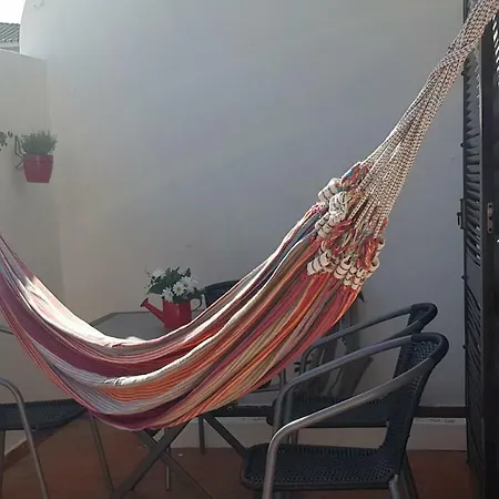 Апартаменты Cozy T2 Near The Beach Албуфейра